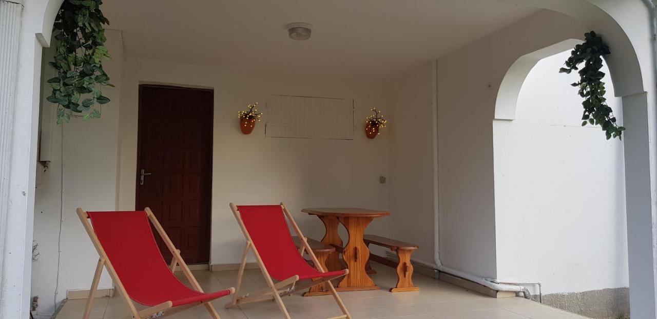 Ti-Wait Appartement Sainte-Anne  Buitenkant foto